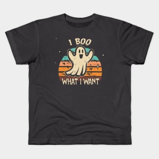 Retro Halloween shirt, I Boo What I Want, Vintage Humorous Ghost Halloween Shirt, Retro Fall Shirt, Fall Shirt. Perfect seasonal gift for Mom, Dad, Kids Kids T-Shirt